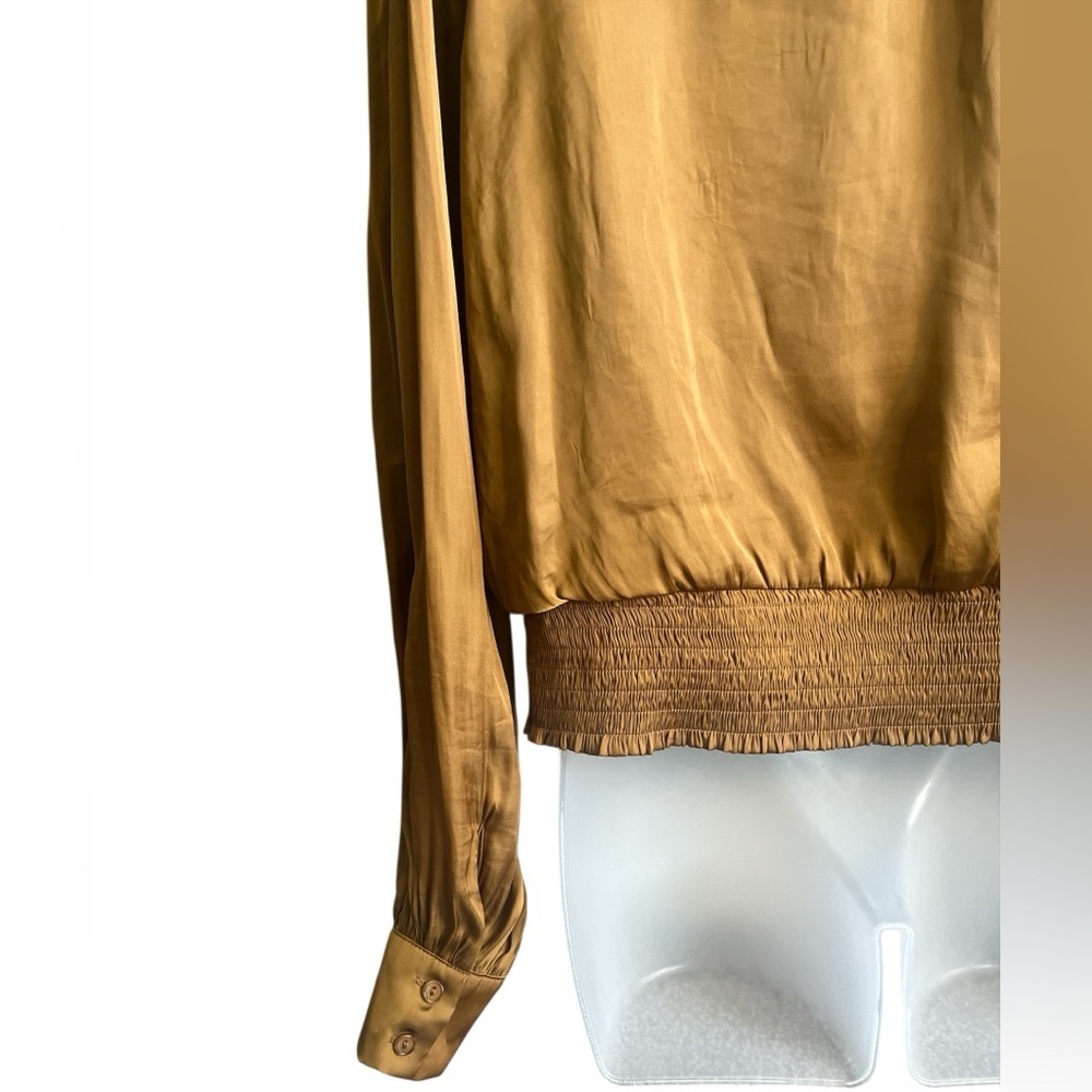 ASTR the Label Satin Long Sleeve Blouse Size Medium Copper Brown - Picture 6 of 8